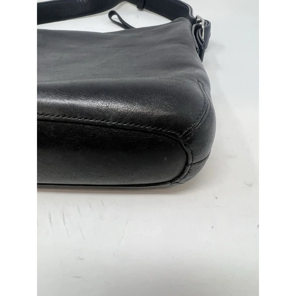 Coach Legacy Slim‎ Hobo 9326 Crossbody EUC